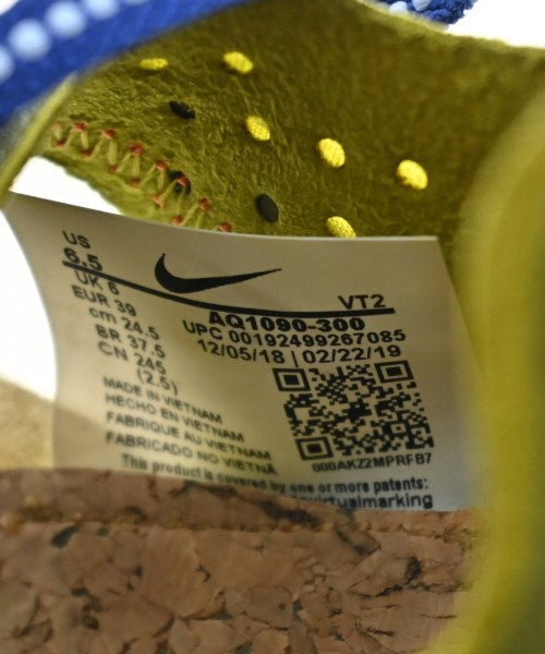 NIKE รองเท้าผ้าใบ