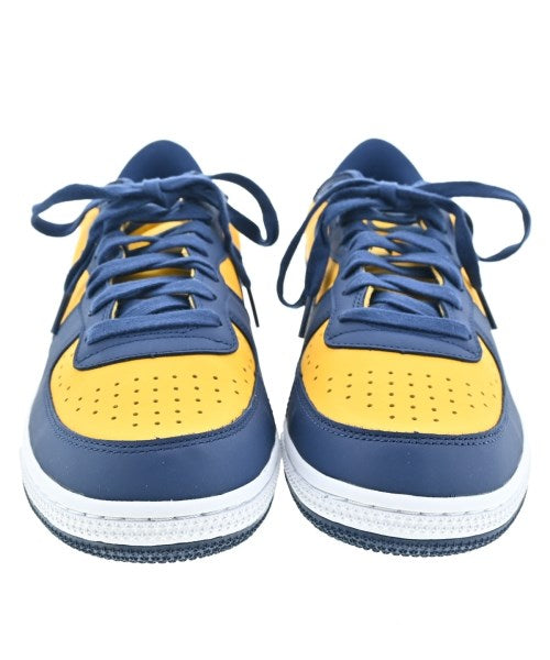NIKE รองเท้าผ้าใบ