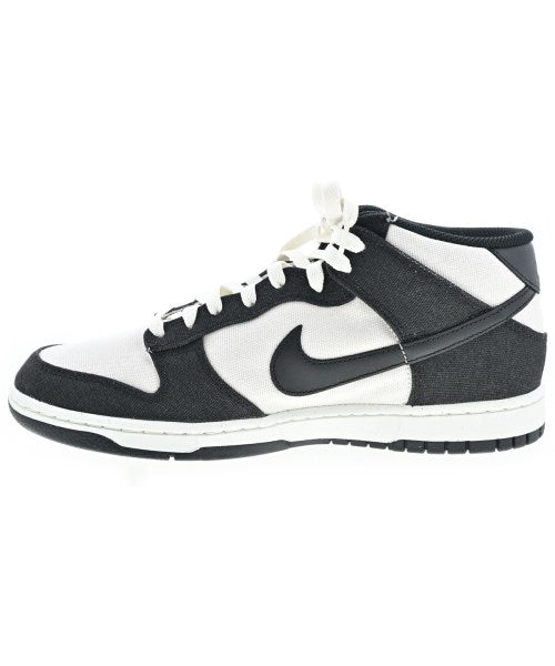 NIKE รองเท้าผ้าใบ