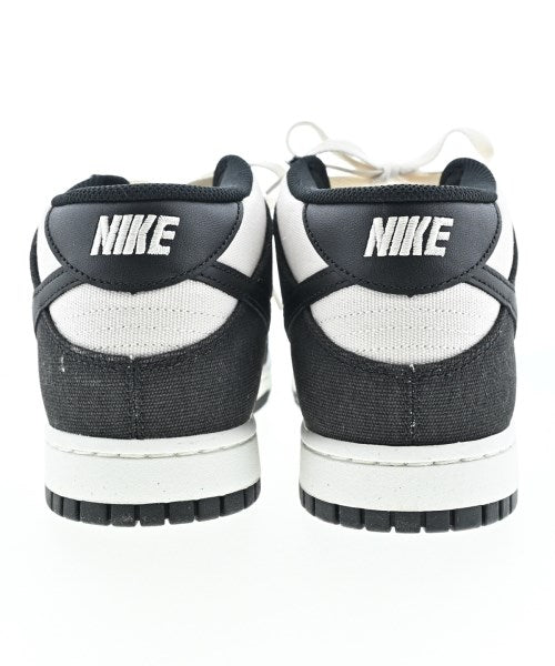 NIKE รองเท้าผ้าใบ