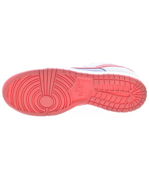 NIKE รองเท้าผ้าใบ