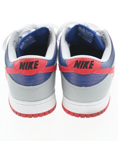 NIKE รองเท้าผ้าใบ