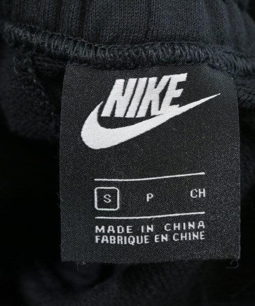 NIKE กางเกงขาสั้น