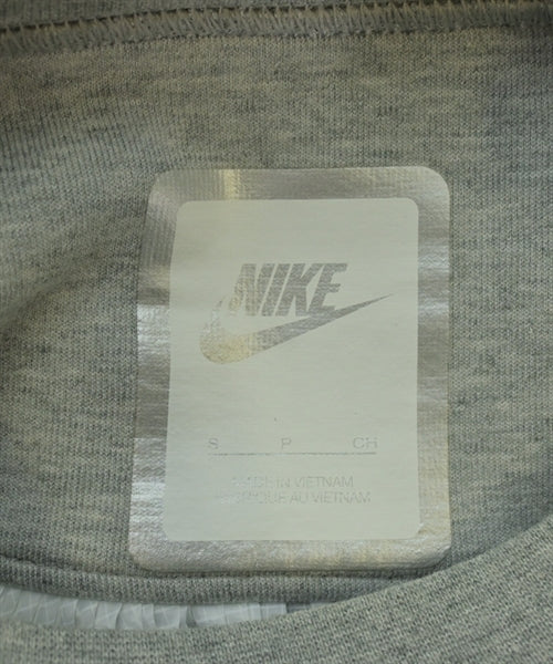 NIKE เสื้อสเวตเตอร์