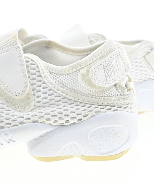 NIKE รองเท้าแตะ