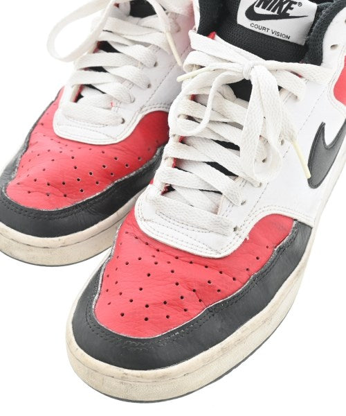NIKE รองเท้าผ้าใบ