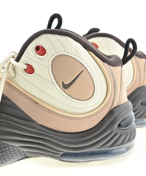 NIKE รองเท้าผ้าใบ