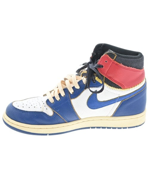 NIKE รองเท้าผ้าใบ