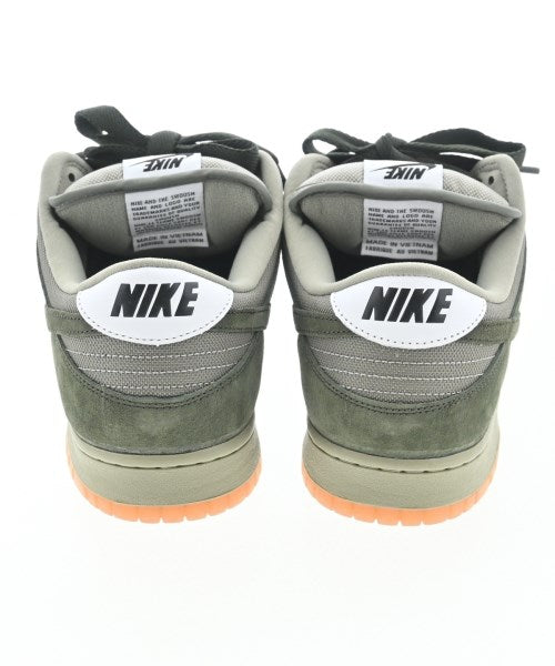 NIKE รองเท้าผ้าใบ