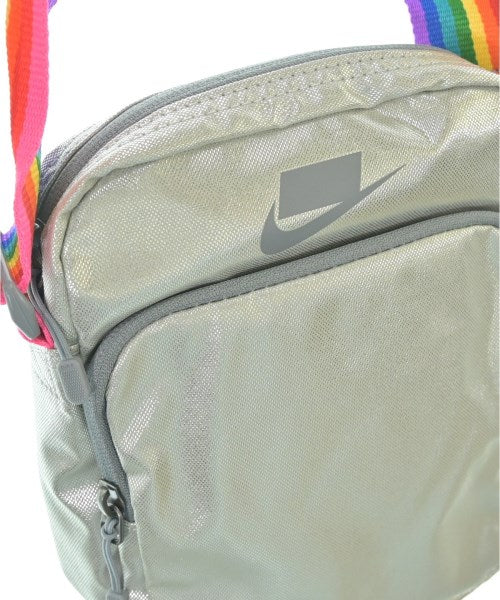 NIKE กระเป๋าสะพาย