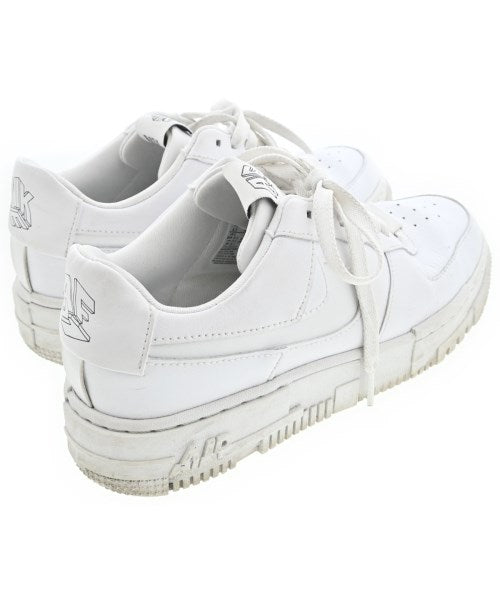 NIKE รองเท้าผ้าใบ