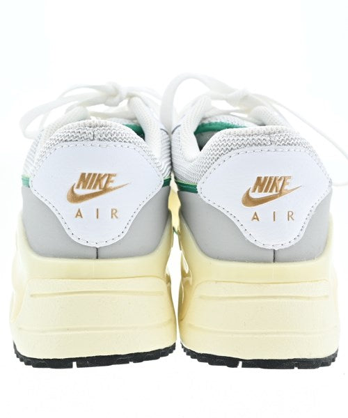 NIKE รองเท้าผ้าใบ