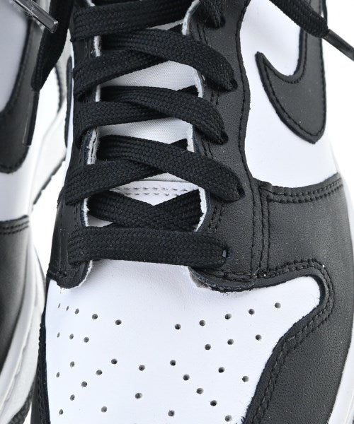 NIKE รองเท้าผ้าใบ
