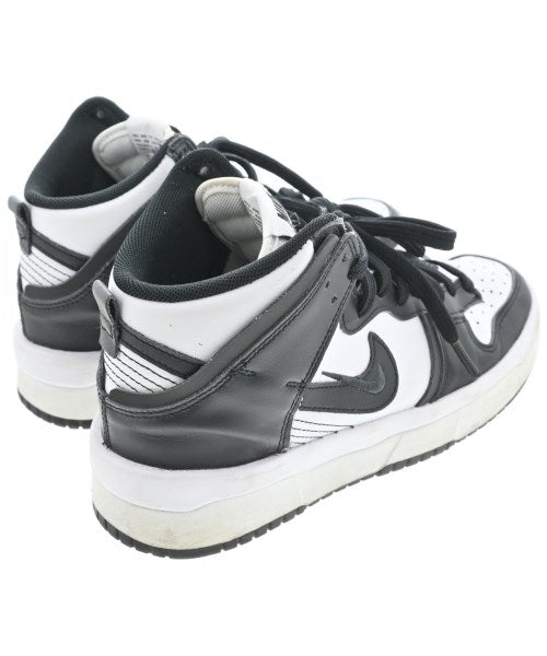 NIKE รองเท้าผ้าใบ