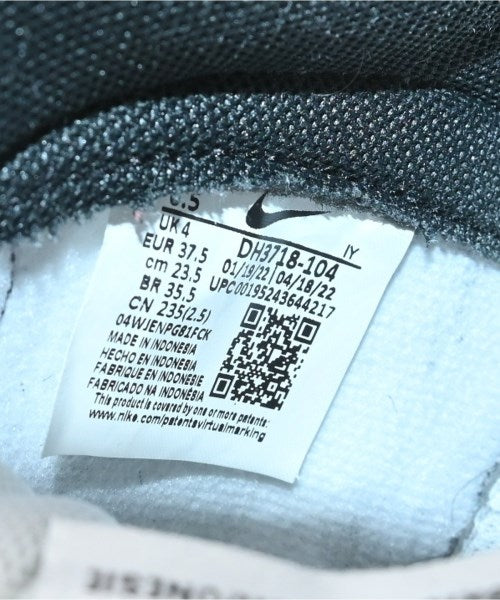 NIKE รองเท้าผ้าใบ