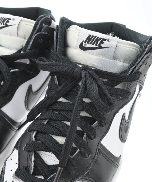NIKE รองเท้าผ้าใบ