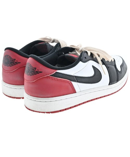 NIKE รองเท้าผ้าใบ