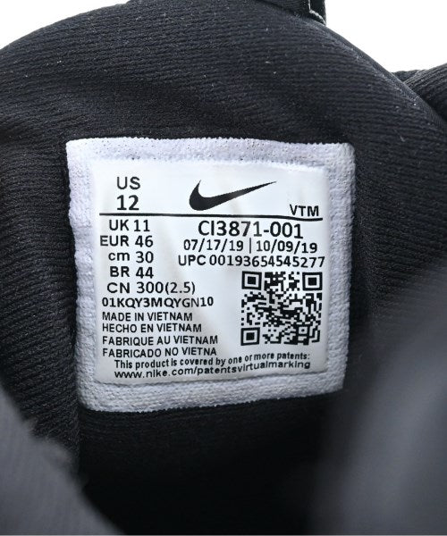 NIKE รองเท้าผ้าใบ