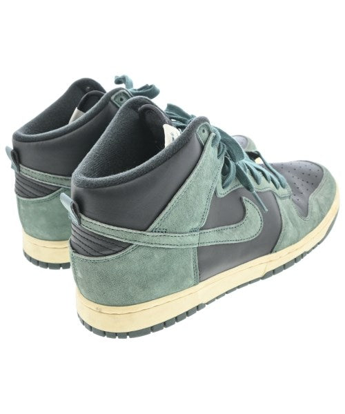 NIKE รองเท้าผ้าใบ