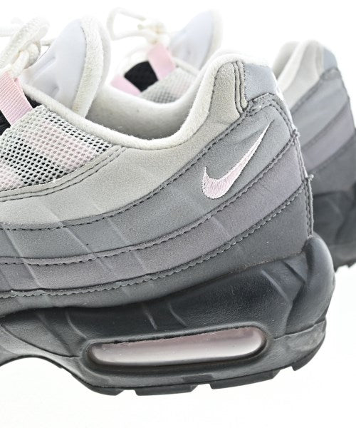 NIKE รองเท้าผ้าใบ