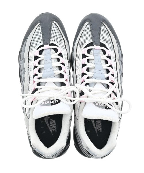 NIKE รองเท้าผ้าใบ