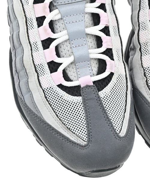 NIKE รองเท้าผ้าใบ