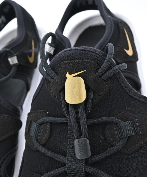 NIKE รองเท้าแตะ