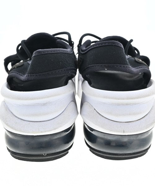 NIKE รองเท้าแตะ