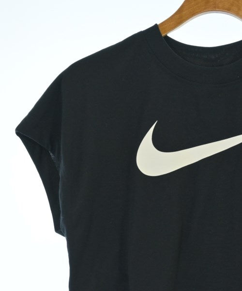 NIKE เสื้อยืด/เสื้อท็อปส์