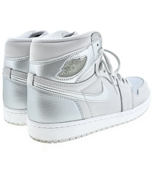 NIKE รองเท้าผ้าใบ