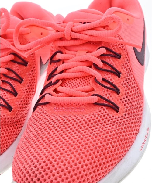 NIKE รองเท้าผ้าใบ