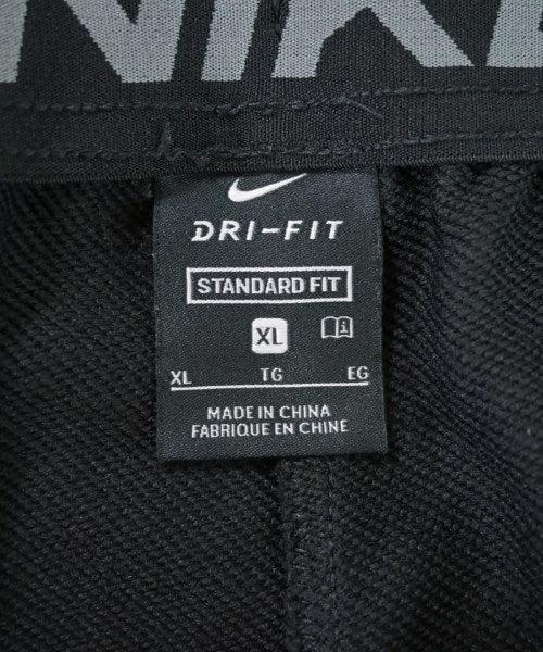NIKE กางเกงขาสั้น