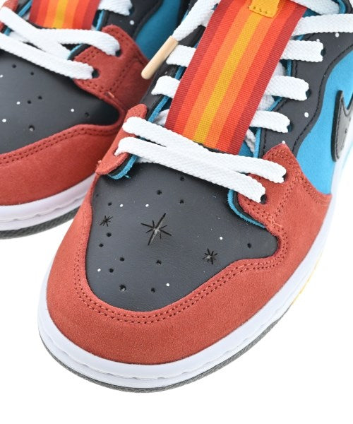 NIKE รองเท้าผ้าใบ