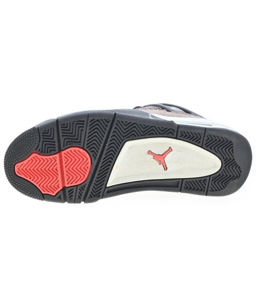 NIKE รองเท้าผ้าใบ