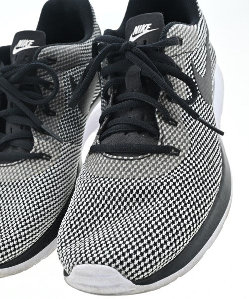 NIKE รองเท้าผ้าใบ
