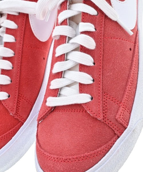 NIKE รองเท้าผ้าใบ