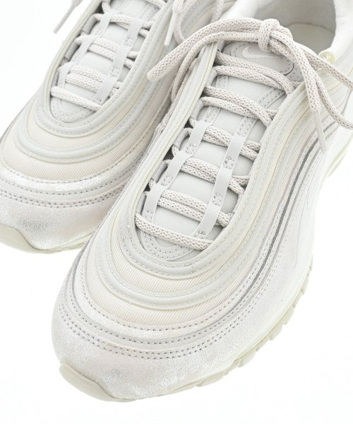 NIKE รองเท้าผ้าใบ