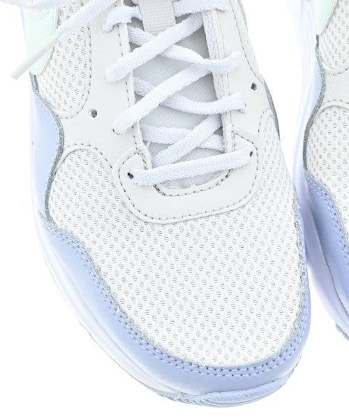 NIKE รองเท้าผ้าใบ