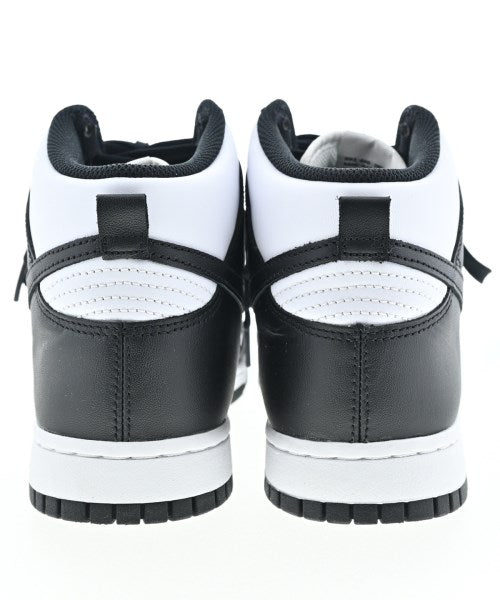 NIKE รองเท้าผ้าใบ