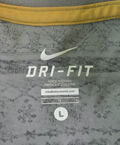 NIKE เสื้อยืด/เสื้อท็อปส์