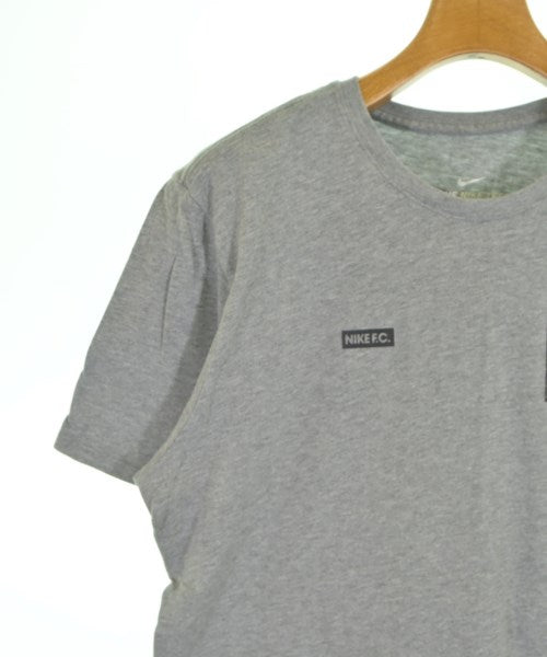 NIKE เสื้อยืด/เสื้อท็อปส์