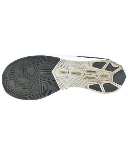 NIKE รองเท้าผ้าใบ