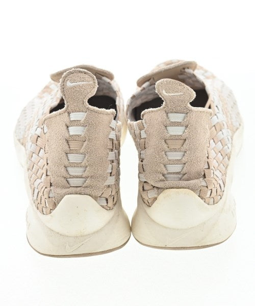 NIKE รองเท้าผ้าใบ