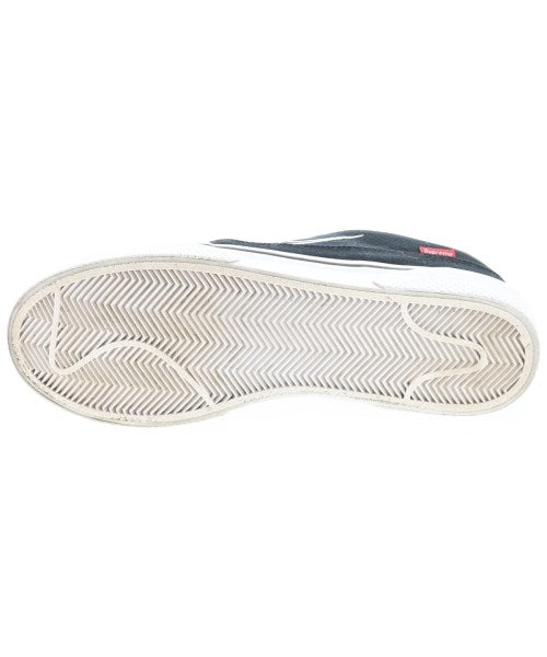 NIKE รองเท้าผ้าใบ