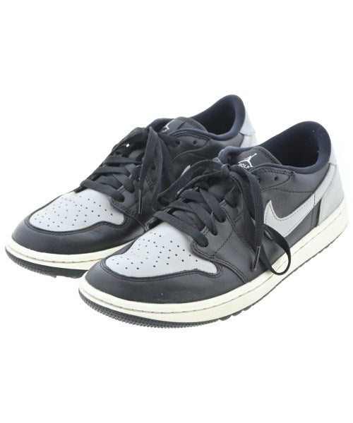 NIKE รองเท้าผ้าใบ