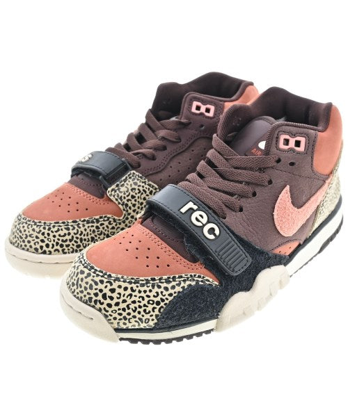 NIKE รองเท้าผ้าใบ