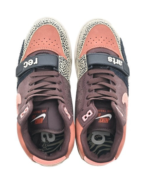 NIKE รองเท้าผ้าใบ