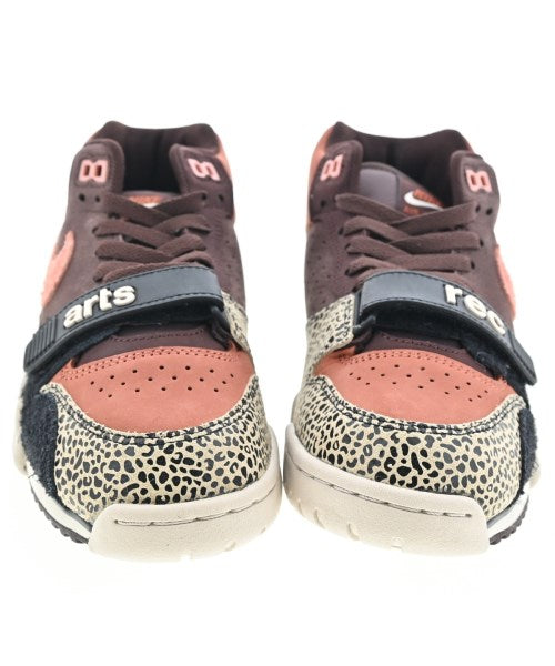 NIKE รองเท้าผ้าใบ