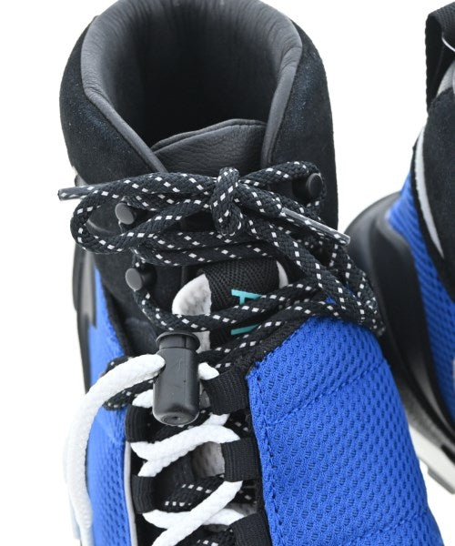 sacai รองเท้าผ้าใบ