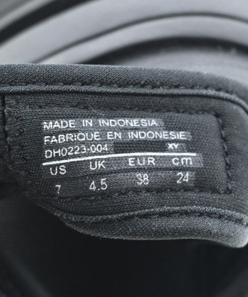 NIKE รองเท้าแตะ